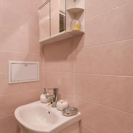 Vintage Spot - Colorful One-bedroom By Flat Mаnager 公寓 *